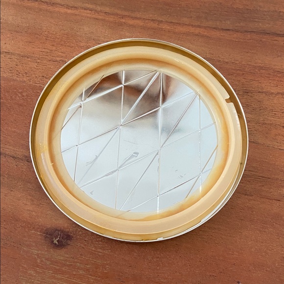 Bath & Body Works Champagne Toast scented candle cozy home vibe gold celebration - Picture 15 of 16